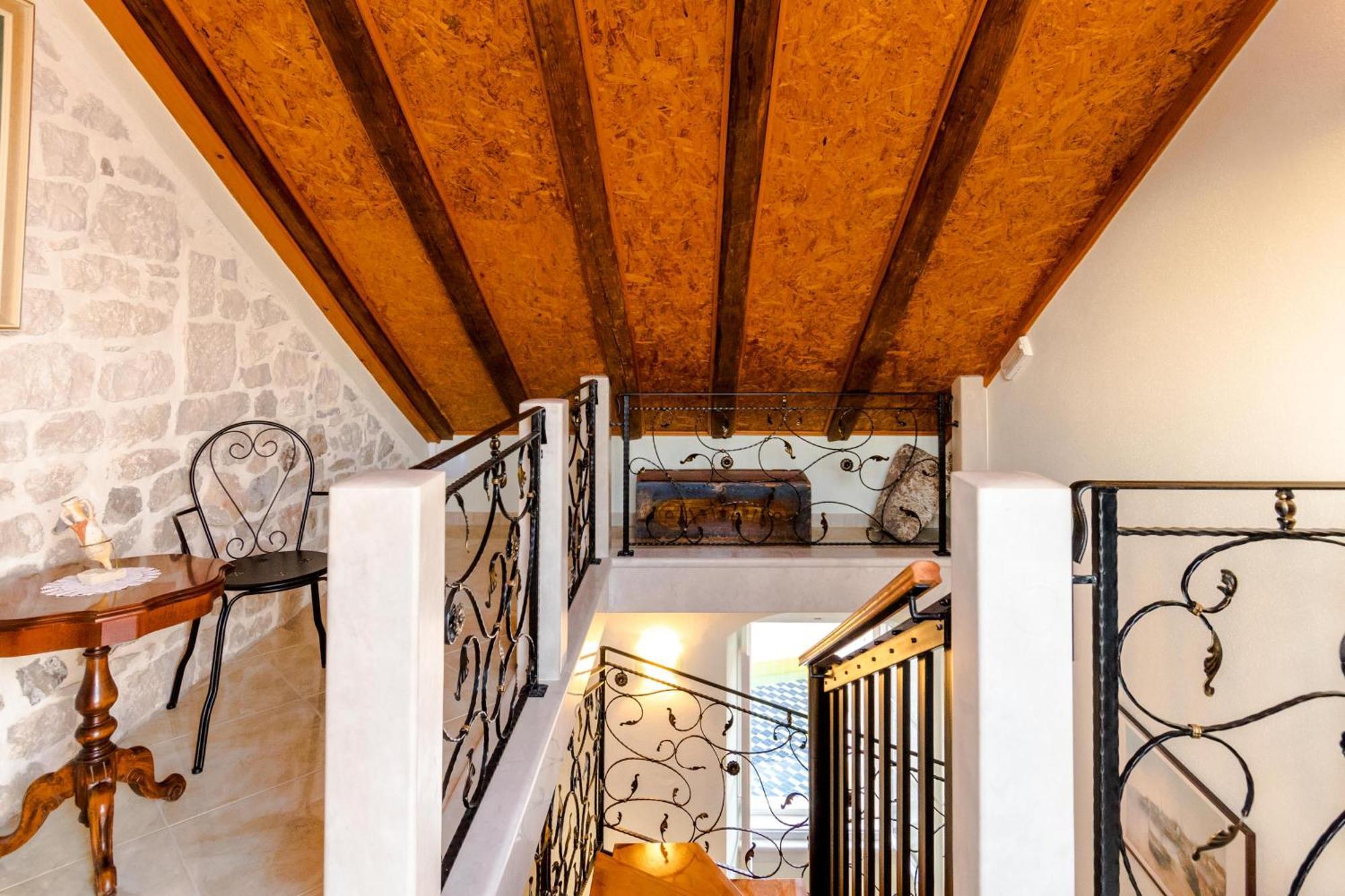 Rooms Miron - Adults Only سومارتين المظهر الخارجي الصورة
